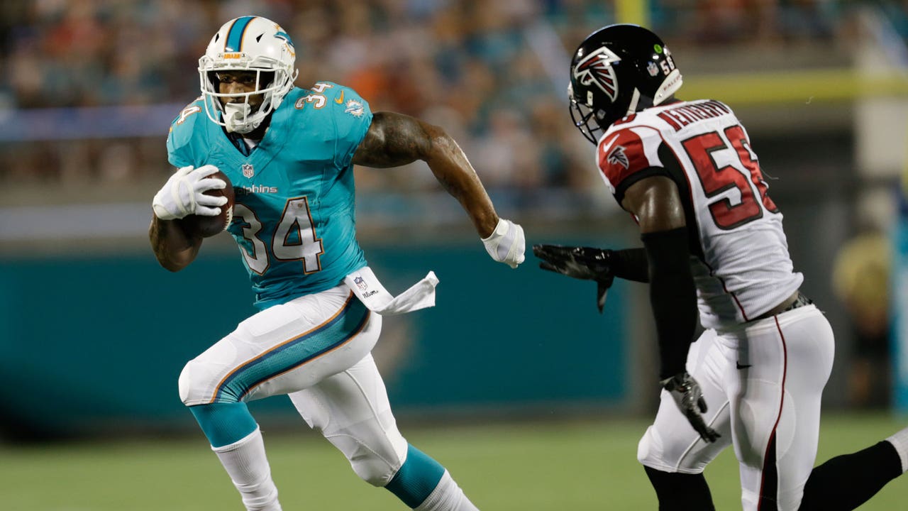 RB Arian Foster helps lead Dolphins to victory over Falcons